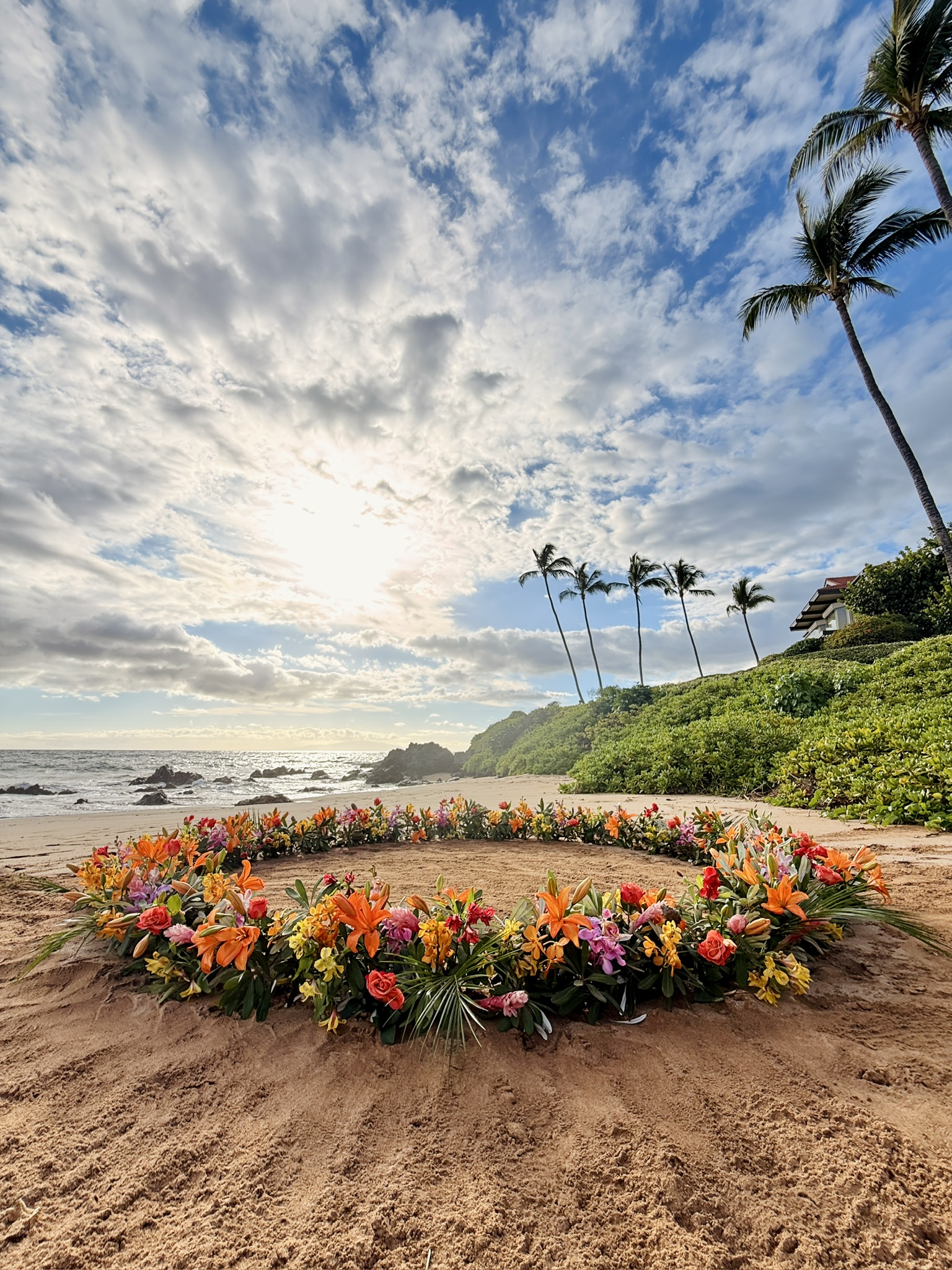 Polo Beach elopement, Maui, Hawaii | © MayaRose Creative