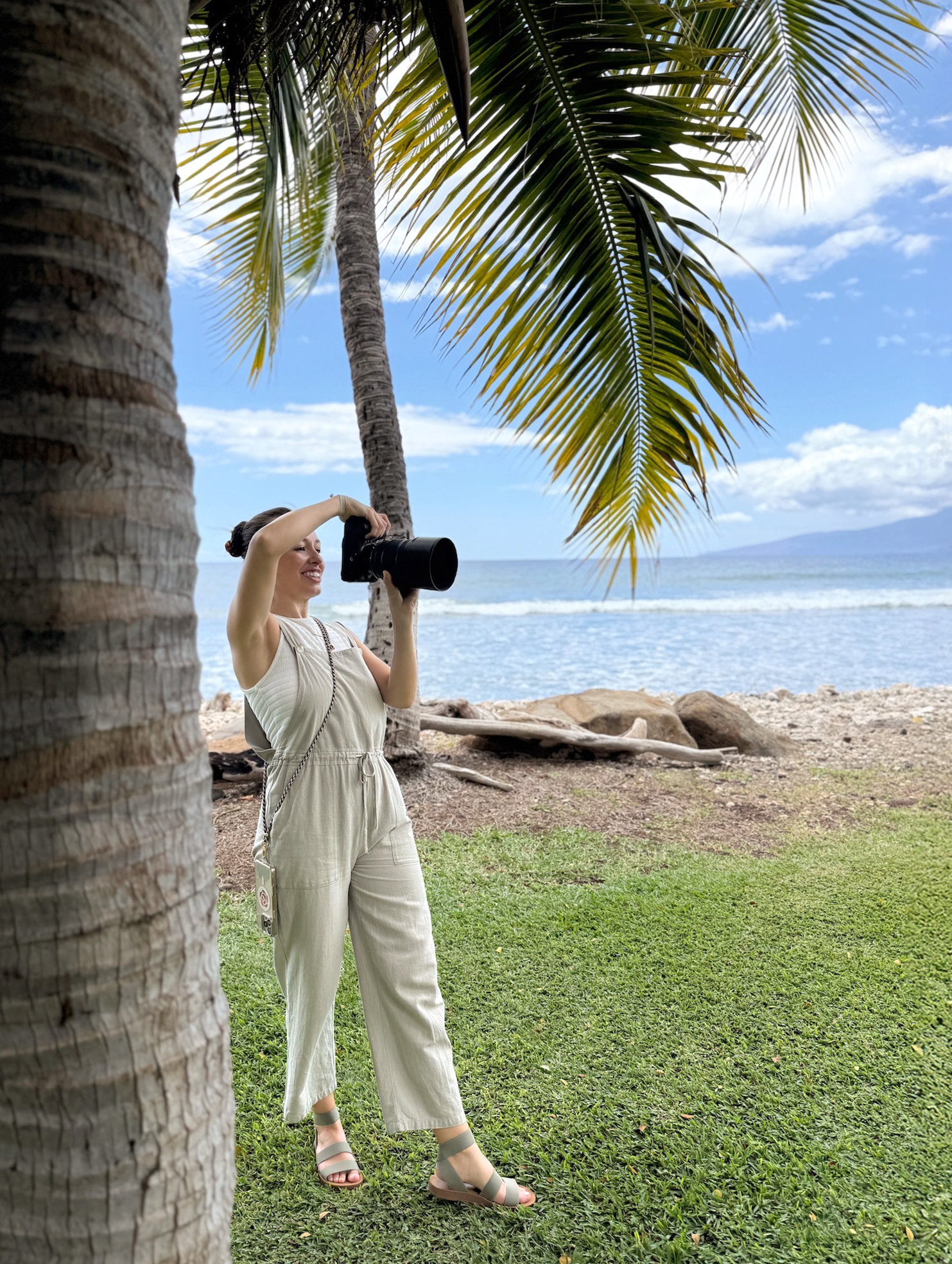 MayaRose Creative photography Maya photographing in Maui, Hawaii